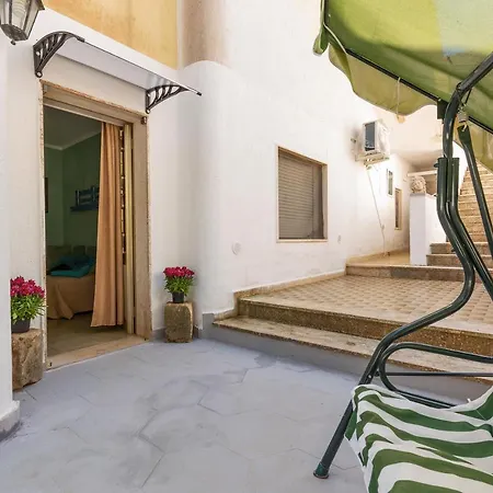 Holiday home Casa Vico Manzoni By Barbarhouse *